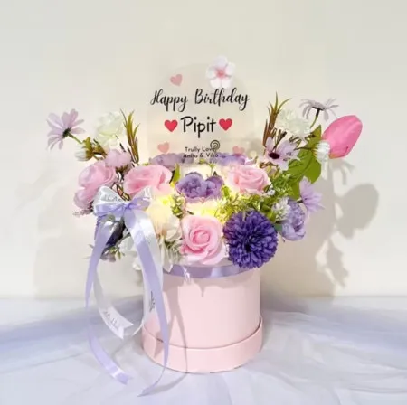 Bloom Box Akrilik Ucapan Ulang Tahun Sukamara